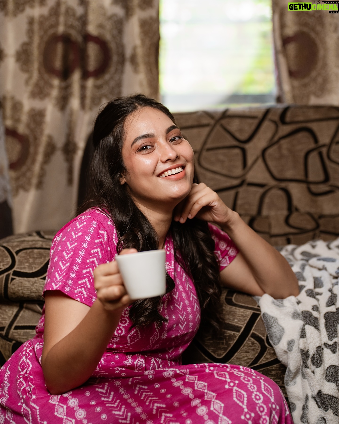 Pavithra Janani - 121.9K Likes - The most comfortable nightwear @cuf_comfy_queen
Thank u ā¤ļø
Mua @jeru_bridal_studioo
Pc @xposurestudio.in
#pavithrajanani #happyfacesš