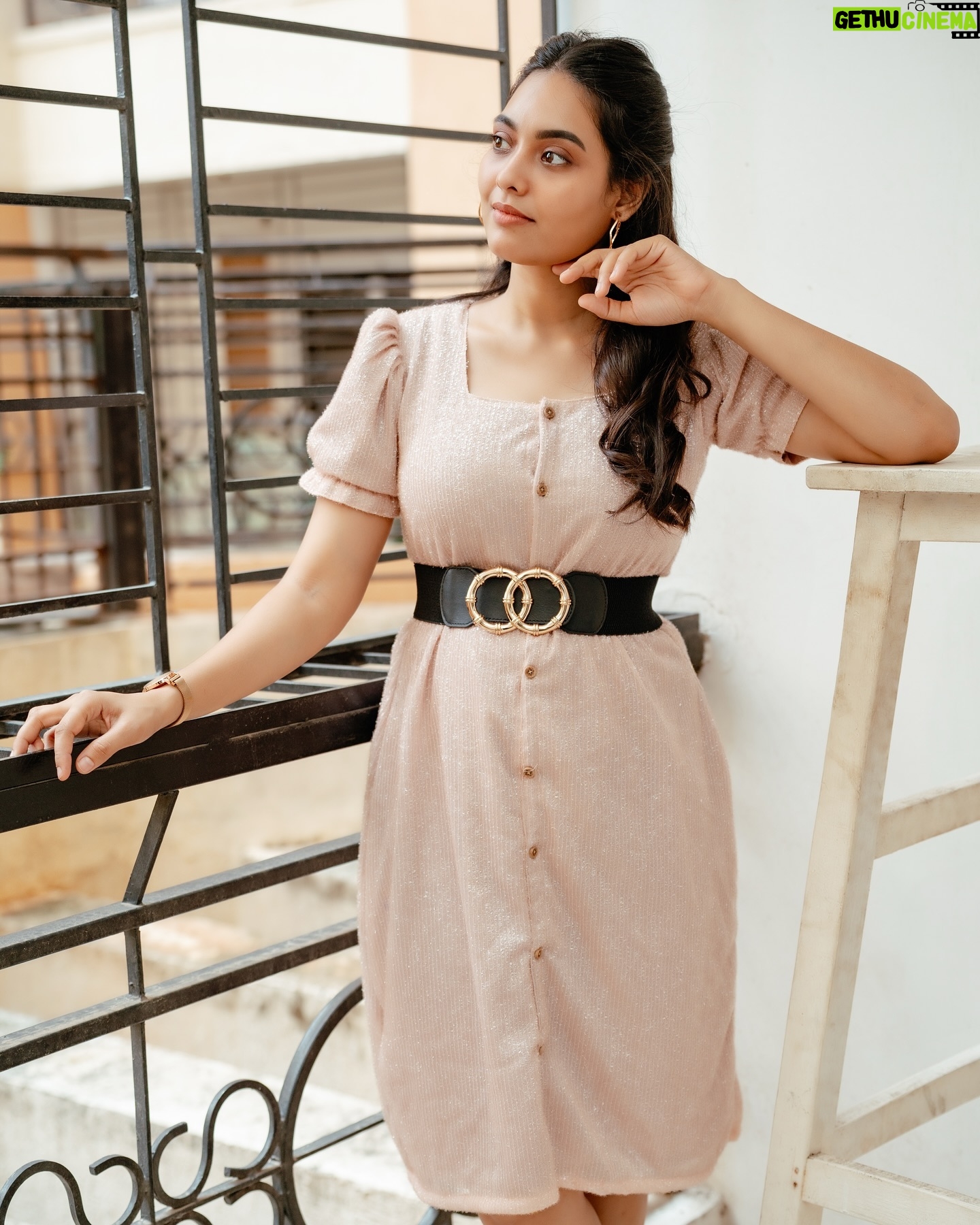 Pavithra Janani - 112.2K Likes - š±āāļø
Makeup & Hairdo @jeru_bridal_studioo
Outfit @stitch_vyshnavee_sarath
Photography @xposurestudio.in
#bb8 #pavithrajanani
#biggbosstamilseason8
#disneyplushotstar
#vijaytelevision
#biggbossseason8