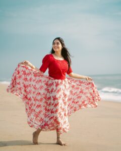 Actress Pavithra Janani HD Photos and Wallpapers November 2024