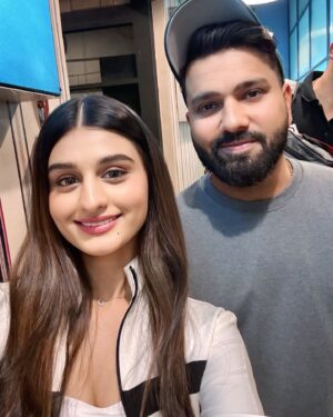 Payal Gaming Instagram - 2024 IPL, saw him bat live for the first time at wankhede, 2024 t20 Wc saw him lift the World Cup on the big screen. 2024 November- sharing the screen with him for a shoot. What a roller coaster ride. These moments are what dreams are made of. The aura of Team Indias captain is unmatched. Such a humble & fun loving person! Hitman 🫡 💙Had great conversations with them and Ritika ma’am was so sweet and kind. Hope to see you soon ❤️

#rohitsharma #india #teamindia #hitman