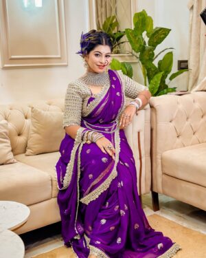 Payal Pati Instagram - अप्सरा💜👀

Look - @makeup_by_saylipatil 
Outfit- @sukhii_official_ 
Click- @drushtita.patil 
Edit - @_tanmay_vaity_official_