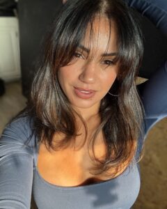 Actress Pearl Gonzalez HD Photos and Wallpapers September 2025