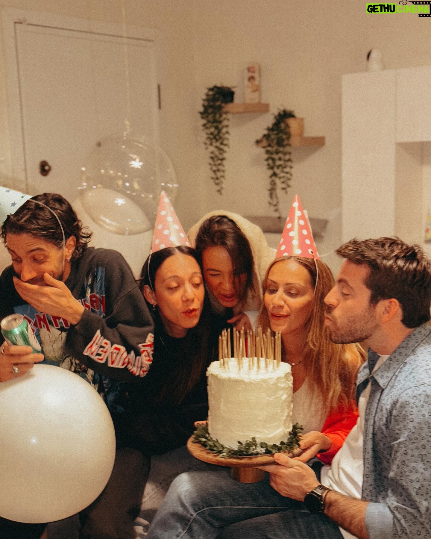 Pinelopi Plaka - 6.8K Likes - I’m 33 and I’m on fire
____________________________________________________
#birthday #birthdaygirl #myfriends #myfamily #mylife #onfire