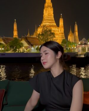Pinyadar Salinvarradar Instagram - dinner w/🛳️👩🏻✨🫶🏻 #apsaracruisebangkok 

@apsaracruisebangkok @banyantreebangkok