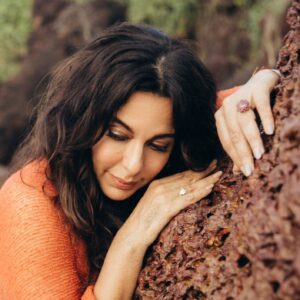 Pooja Bedi Instagram - I went from being stuck between a rock and hard place in 2023 to a total life shift in 2024. 

Professionally,  Personally & Physically 2024 was a MASSIVE transformation in my life. 

For me, it was staying open to change, staying positive and focussed, applying all the techniques of transformation & manifestation, learning and growing that were my strengths. 

I am so grateful. 

To the universe for opportunities & signs ... And also grateful to myself for allowing change and discipline to be an integral part of my life. 

So often we get in our way, take shortcuts, take the easy route or succumb to temptation that doesn't serve us. 

Life is what u make it. In 2025 I really wish that each of you assess your incredible worth and value, realise and grow your dreams.. and most importantly work relentlessly to becoming the best versions of yourselves.

Let 2025 be all about SELF EMPOWERMENT, SELF-WORTH, SELF-RESPECT SELF-LOVE and  SELF -CARE . 
Shine bright.. because you can.  And because you deserve it.

If u wonder how.. or have limitations, confusion, blocks or lack of will or courage... just follow me on poojabedi.com link in bio.. as I take u on a path to self discovery and transformation in 2025