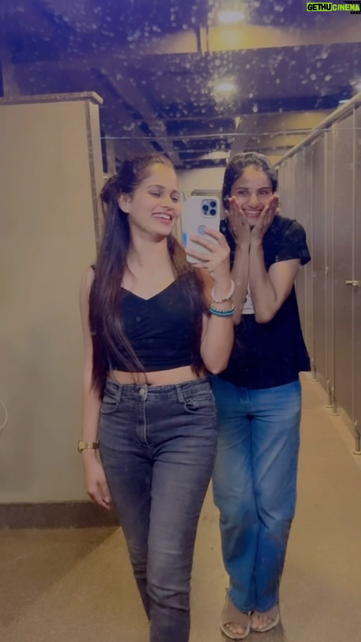 Pooja Birari - 11.8K Likes - Tambadi chambadi šš
.
.
.
.
.
#viral #reel #reelsinstagram #vlog #viralreels #fun #pune #enjoy #trendingreels #marathimulgi #marathiactress #insta #love #day #fullonmasti #vibe #travel #goodvibe #thinkpositive