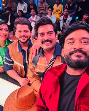 Pooja Birari Instagram - लवकरचं धिंगाणा…🤙🏻🎷🥰

#dp #starpravah #dhigana #danjaypowar #celebrate