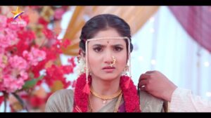 Pooja Birari Instagram - नंदी महाराजांच्या मदतीने मंजिरी आणि जयचं लग्न राया थांबवू शकेल का...?

‘येड लागलं प्रेमाचं’
मंगळवार 17 डिसेंबर रा. 10:00 वा. Star प्रवाहवर...
#YedLaglaPremach #StarPravah