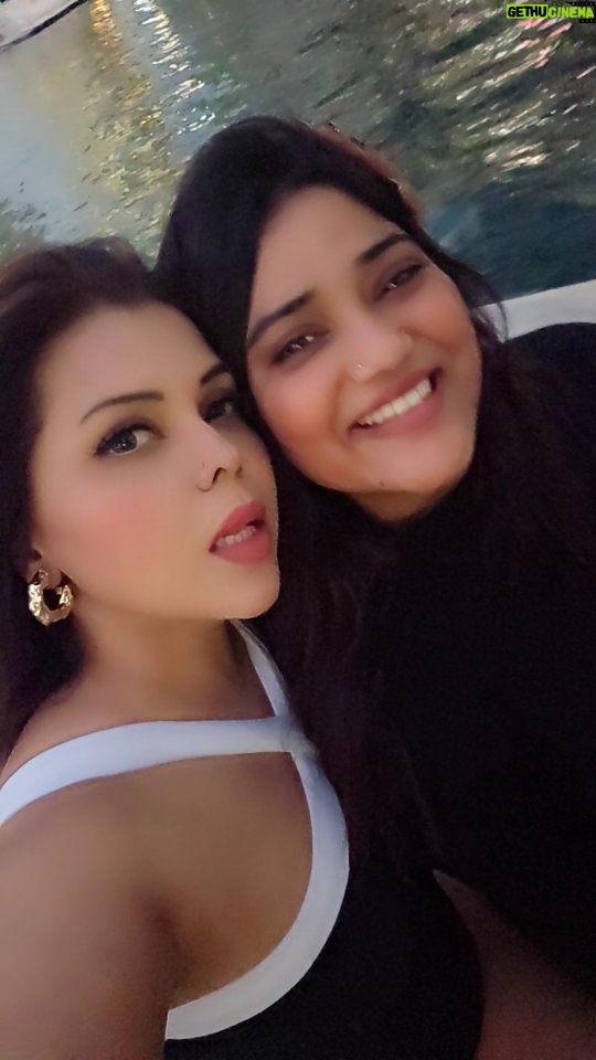 Pooja Poddar - 1.2K Likes - #funtimes #frdship_nver_ends😍😍😍😘😘😘😘😇😇 #like #follow #instagram #reelkarofeelkaro #india #poojapoddarofficial