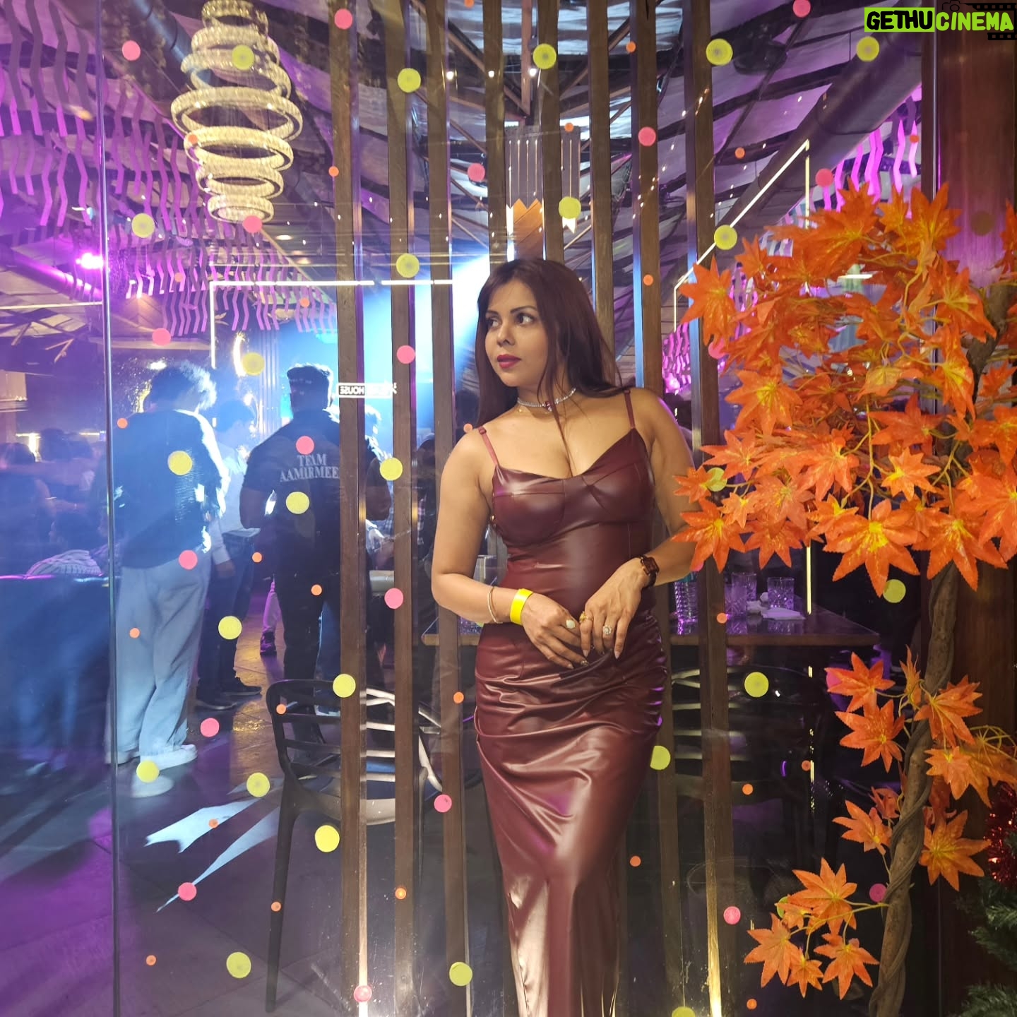 Pooja Poddar - 1.1K Likes -