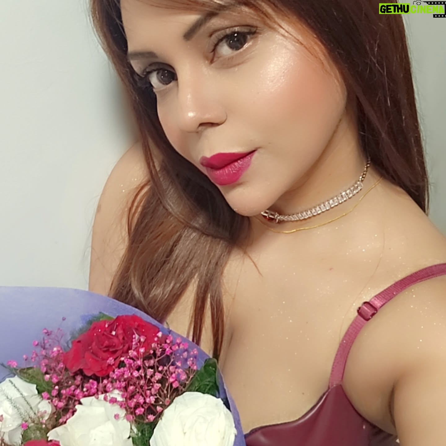 Pooja Poddar - 1.1K Likes -