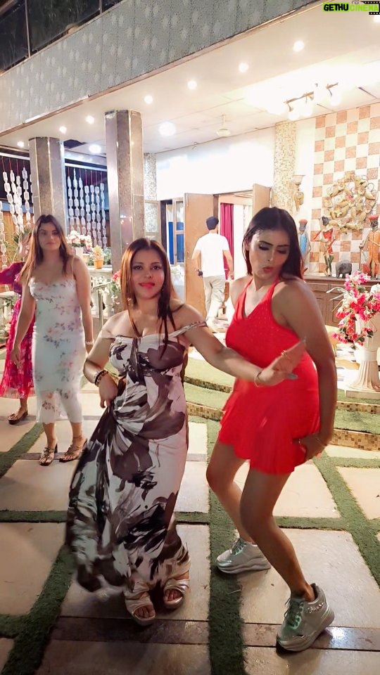 Pooja Poddar - 3.4K Likes -
