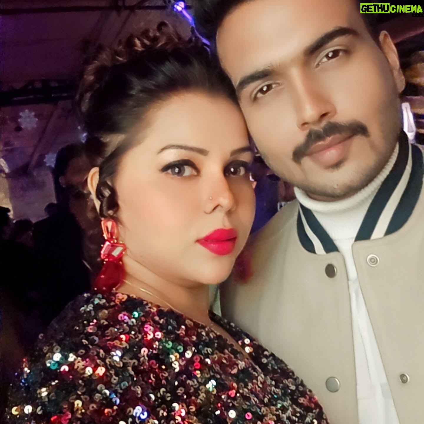 Pooja Poddar - 2K Likes -