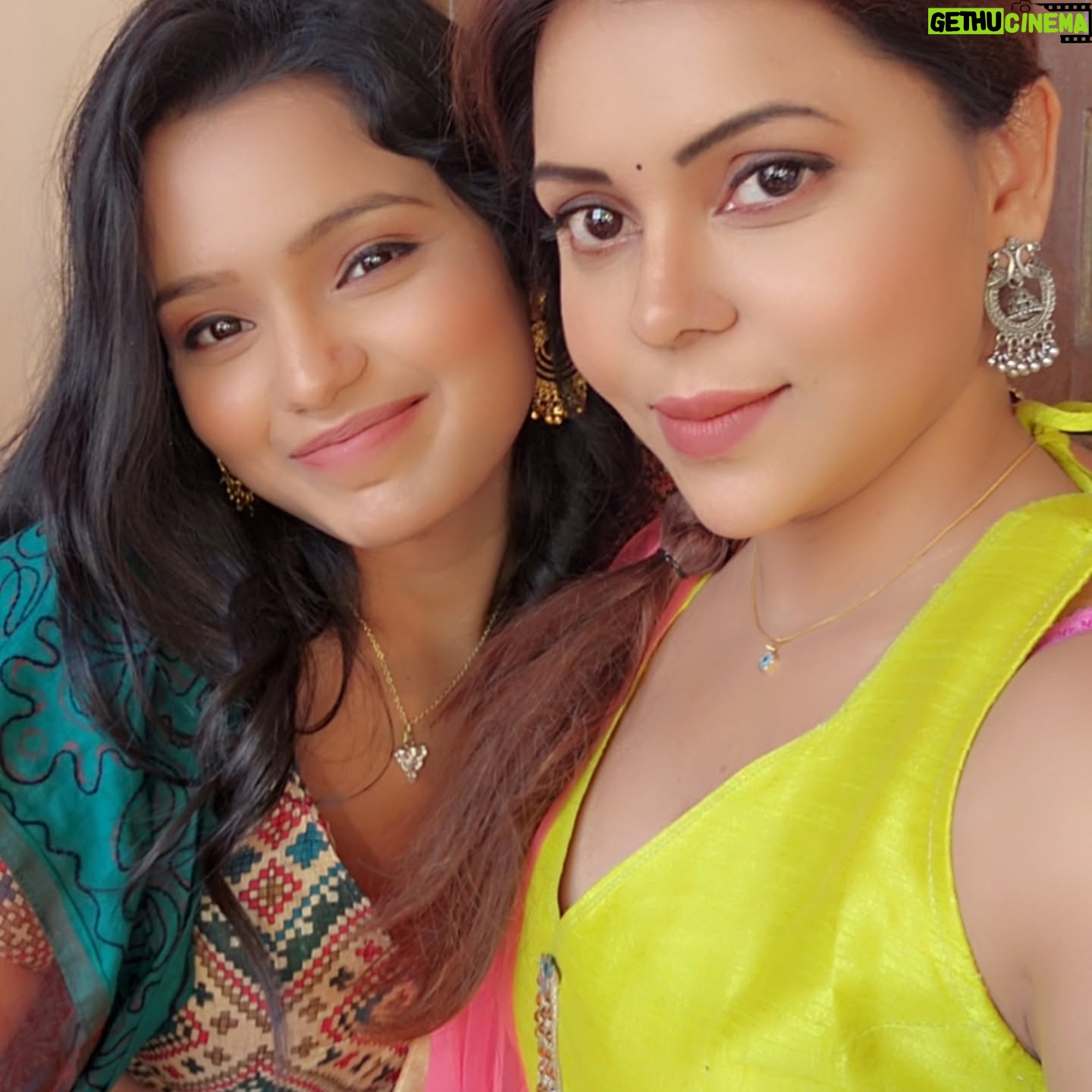 Pooja Poddar - 1.8K Likes -