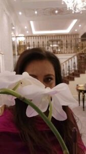 Actress Poonam Dhillon HD Photos and Wallpapers March 2025