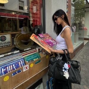 Porima Cheng Instagram - 和爸媽一起回德國
讓我回到小時的感覺Full of kitty🎀😛