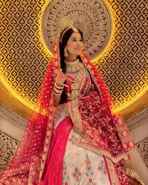 Prachi Bansal Instagram - ❤️✨

#shrimadramayan 
#instagood #love #grateful #ramayan #blessed #prachibansal