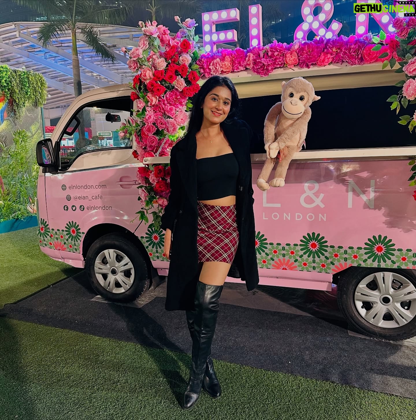 Prachi Bansal - 16.2K Likes - Christmas photo dump 🎅💫💝😃❤️
:
:
:
:
:
:
:
#instagood #instagram #christmas #mood #grateful #christmastime #2024 #december #prachibansal