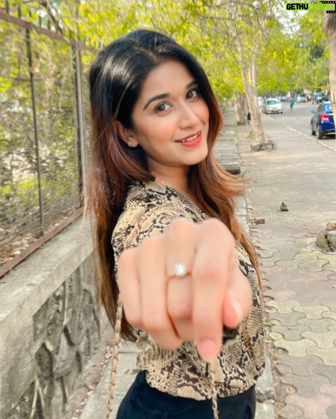 Prachi Bansal - 13.3K Likes - Just🐣
:
:
:
#sunkissed #mood #grateful #trending #instagood #prachibansal