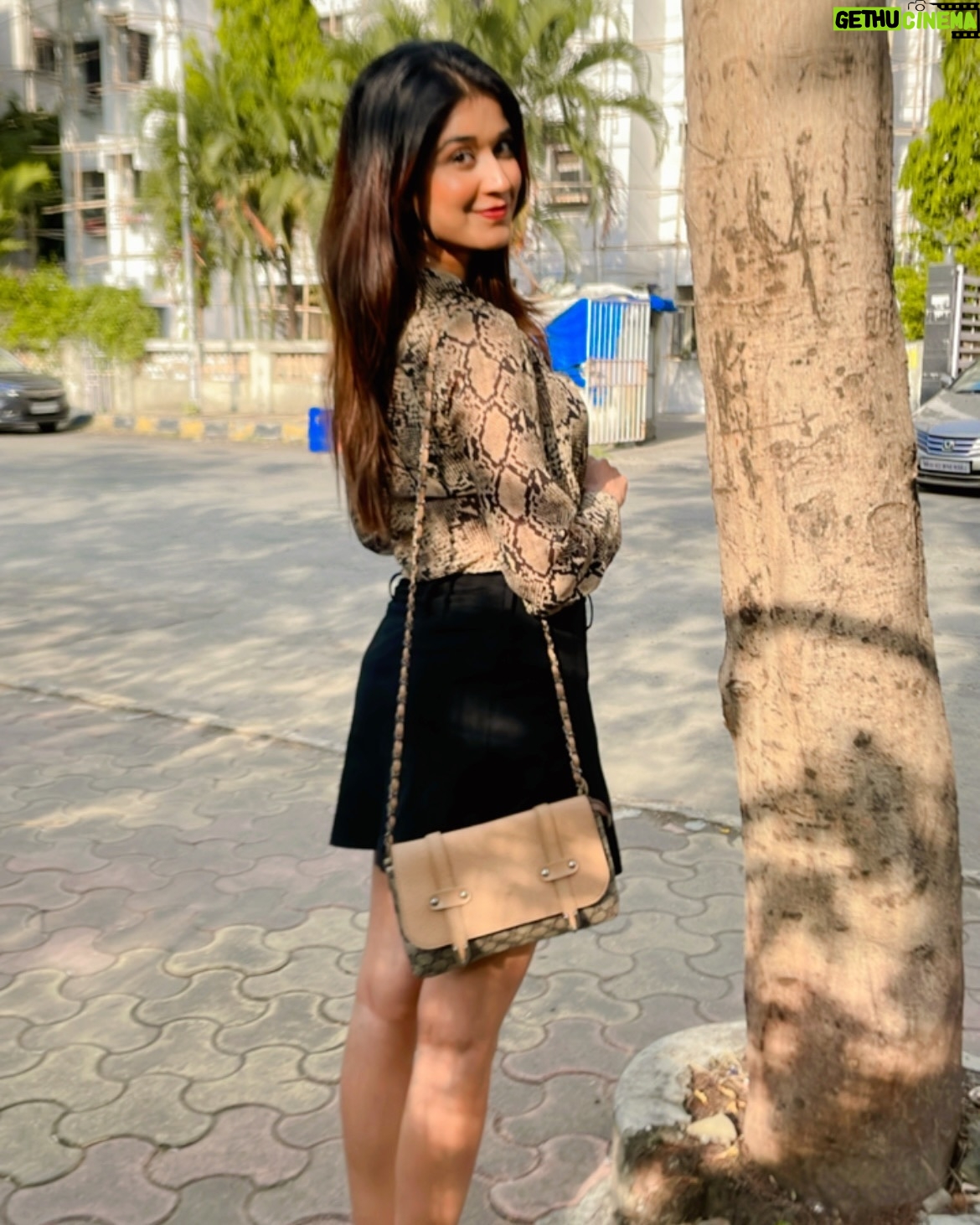 Prachi Bansal - 13.3K Likes - Just🐣
:
:
:
#sunkissed #mood #grateful #trending #instagood #prachibansal
