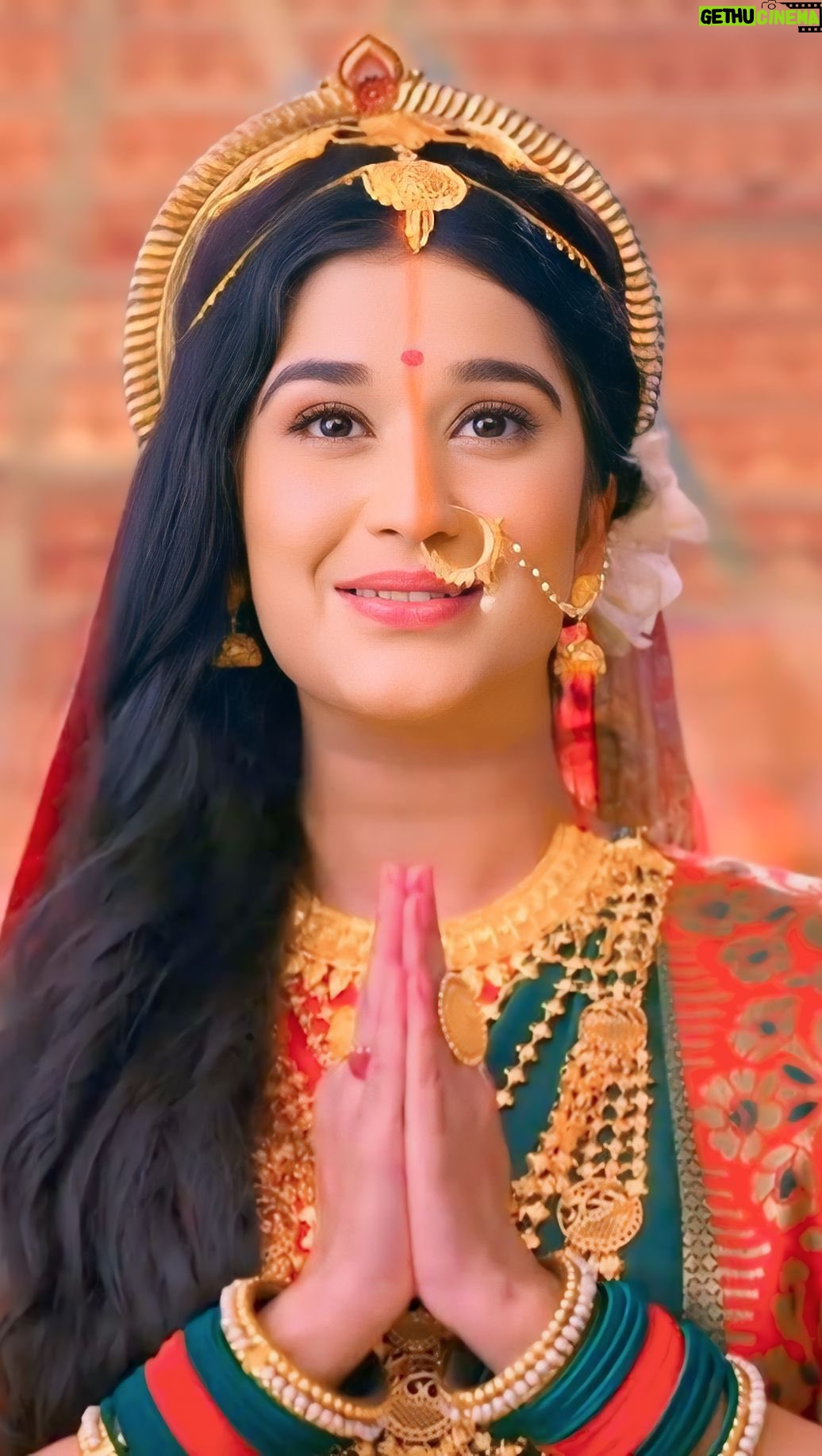 Prachi Bansal - 17.6K Likes - New look✨
Chhath puja✨
Makeup: @about_khush
Hair: @pus.hpa298
Costume: @shibapriya__sen_sational
@sonysab @swastikproductions
#shrimadramayan #chhathpuja #newlook #trending #instagood #sita #siyaram #love #grateful #prachibansal