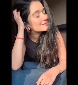 Prachi Bansal Instagram - Hello October ✨🐣

:
:
:
:

#instagood #2024 #october #grateful #prachibansal