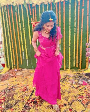 Prachi Bansal Instagram - Suji ki haldi🩷💗

:
:
:
:
:
:
Outfit: @gangorebridalstudio 

#instagood #instagram #haldi #traditional  #photooftheday #prachibansal