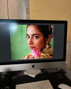 Pragati Srivastava Instagram - If you had a fleeting peek at my ‘Photos’