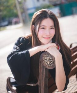 Actress Preeyaphat Lawsuwansiri HD Photos and Wallpapers March 2025