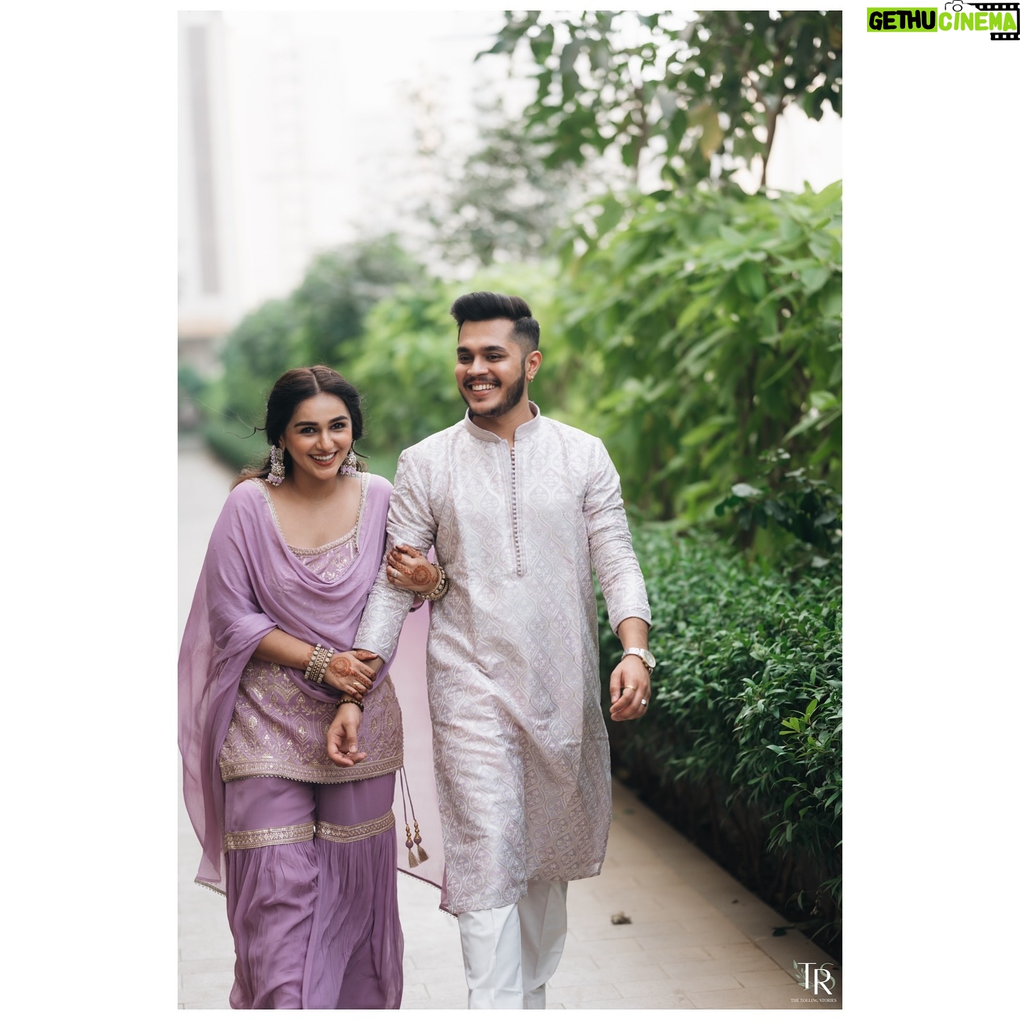 Rachana Mistry - 14.3K Likes - ROKA-fied ✨
.
.
.
Beautifully captured by @chikane_vikrant @therollingstudio_ @_therollingstories 🤍
Hair- @anjaligawali21
.
#BLESSED🙏🏻🧿
#GRATITUDE♥️