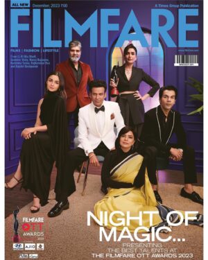 Rajshri Deshpande Instagram - @filmfare thank you for my first ever magazine cover that to along with the beautiful and powerhouse performers @aliaabhatt @rajkummar_rao @bajpayee.manoj @suvindervicky and @karishmaktanna 🙌❤️❤️❤️❤️

Lots of love @jiteshpillaai and your excellent @filmfare team. 

#trialbyfire @netflix_in @endemolshineind @_sidharth_jain_ @p_n_a_i_r @monika__shergill @tanyabami @privyliz