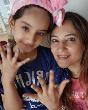 Rakshanda Khan Instagram - All I wanna do is monkey around with my monkey. The last picture has my ❤️ There are so many things I wish I could have done differently when it comes to how I dealt with her , but despite my bumbling mistakes she seems to be turning out just fine 😋 maybe I need to swap roles with her