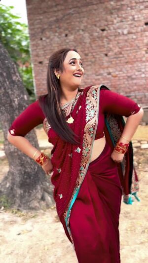 Rani Chatterjee Instagram - का हाल चाल बा ❤️ HAPPY NEW YEAR  2025 #myvoice #ranichatterjee