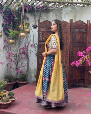 Rasha Thadani Instagram - What a wild ride it’s been. The best years of my life. I couldn’t be more thankful for all the love I’ve been receiving for Janaki. Thankyou for those who watched and loved Azaad. Shooting for this film had been so special and completely irreplaceable. Thankyou for all the feedback as well, taking it into account, working on my craft and will work harder for the next endeavour. Lots of love, Rasha❤️