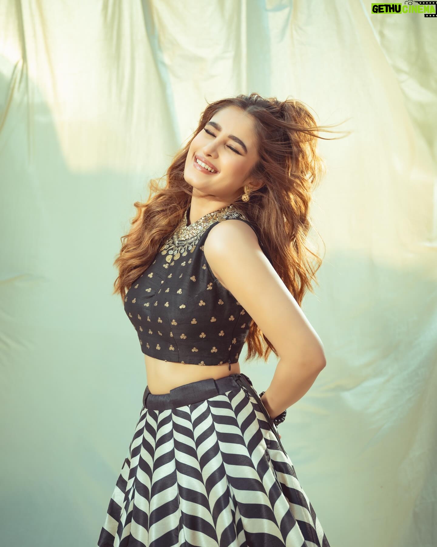 Rasha Thadani - 743.8K Likes - 🫶🏻🫶🏻🫶🏻