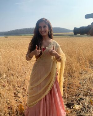 Rasha Thadani Instagram - What a wild ride it’s been. The best years of my life. I couldn’t be more thankful for all the love I’ve been receiving for Janaki. Thankyou for those who watched and loved Azaad. Shooting for this film had been so special and completely irreplaceable. Thankyou for all the feedback as well, taking it into account, working on my craft and will work harder for the next endeavour. Lots of love, Rasha❤️