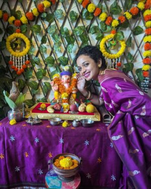 Rashmi Anpat Instagram - पुढच्या वर्षी लवकर या...🙏❤️
#गणपतीबाप्पामोरया 
#vibes #positivity #blessed #grateful #festival #marathimulgi #rashmianpat