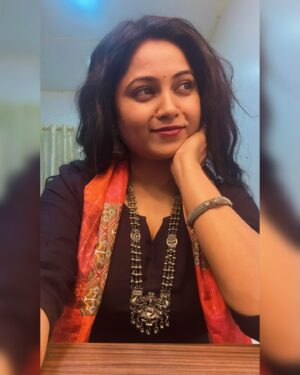Rasika Vengurlekar Instagram - 🪁मकरसंक्रांतीच्या हार्दिक शुभेच्छा🪁
 
गोड बोला .. खरं बोला .. प्रेमाने बोला .. ✨💕