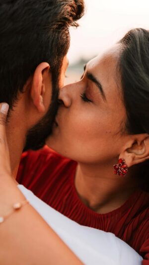 Rebecca Roy Instagram - Capturing the moments that our future kids might one day laugh at, admire, or wonder about—here’s to documenting our memories for the stories they’ll tell.

#travelinspiration #travelinspiration #couplevloggers #chennaiinfluencer #travelmemories #couplebloggers #indiantravelblogger