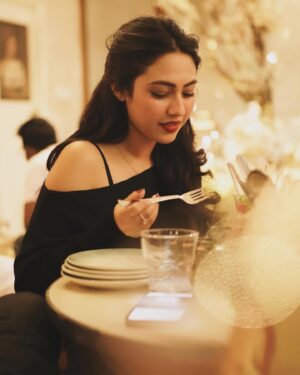 Reem Shaikh Instagram - I blinked and suddenly I had a Valentine .. ♥️

📸 - @dop_praveenkhaitan