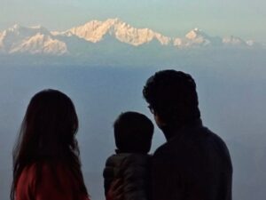 Ridhima Ghosh Instagram - Darjeeling, Kanchanjungha, and us—our journey of love etched in time. 
From shooting for our first film Rang Milanti in 2010 to a heartfelt proposal in 2017, and now, seven years later, holding Dheer in our arms at the very same spot. A love story that keeps growing, frame by frame. ❤️✨ 

Photo: @debopriyo_toton 

#ValentinesDay #FullCircle #OurKindOfLove