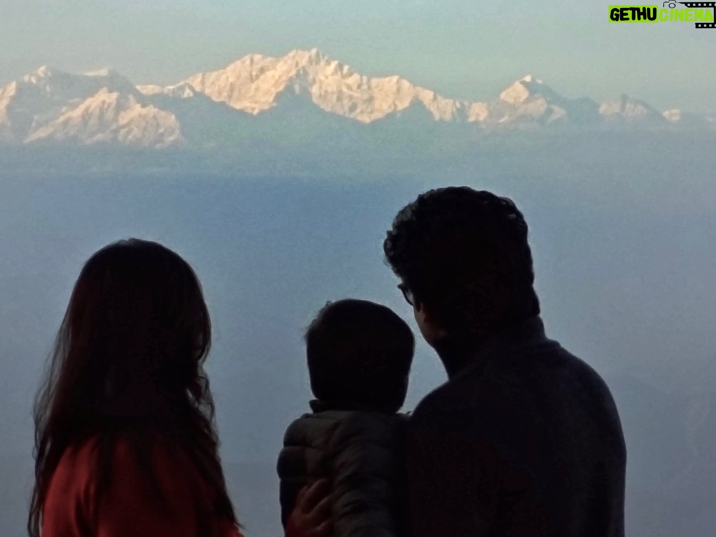 Ridhima Ghosh - 25.1K Likes - Darjeeling, Kanchanjungha, and us—our journey of love etched in time.
From shooting for our first film Rang Milanti in 2010 to a heartfelt proposal in 2017, and now, seven years later, holding Dheer in our arms at the very same spot. A love story that keeps growing, frame by frame. ❤️✨
Photo: @debopriyo_toton
#ValentinesDay #FullCircle #OurKindOfLove