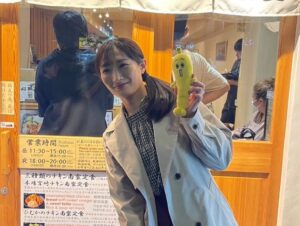 Rina Takeda Instagram - 📢
『ワカコ酒 Season8』今夜放送開始です🍶🍲
スペシャルも合わせて、同じ役を10年も演じられるなんて本当に光栄です。色々な媒体で10年間の想いを取材してもらったので是非読んで頂きたいです。そして今夜の放送も見てほしいです🥹🙏

テレビ東京 ➡️ 1月14日スタート
毎週火曜深夜2時35分〜
BSテレ東 ➡️ 1月8日スタート
毎週水曜深夜0時〜

TVerでの見逃し配信もあります！！！！！

そして、1月6日（月）～10日（金）の期間中
東京メトロ日比谷線・東西線の一部編成で #ワカコ酒 が中づり広告をジャックしています！
ぜひ見つけてみてください🚃✨

📺1月14日（火）22:00〜
『#和田明日香とゆる宅飲み』ゲスト出演します。
和田さんの人柄と手料理に胃袋掴まれっぱなしでお酒が進んじゃいました🍴🤤🍺💕

※このあと23:00〜は、
鎌苅健太さんとインスタライブします🙋🏻‍♂️🙋🏻‍♀️

#와카코와술　#和歌子酒　#ぷしゅー