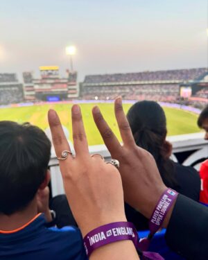 Riya Dey Instagram - Had a wonderful experience watching India win at the historic barabati stadium ground after years….india India 🇮🇳✌🏻💐🏏with my favourite partner @_sunil.messi93 ❤️🍫🌹