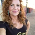 Robyn Lively