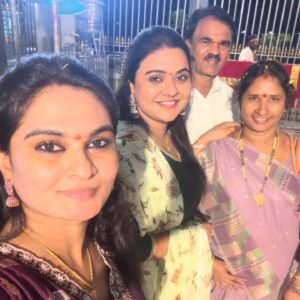 Rohini Reddy Instagram - “The memories we make with our family is everything.” 

I love you 🥰 my fam ….

My outfit @twilight_designers ❤️

Swipe left 🤩

#mom #dad #sister #rohini #family #spirituality #temple #trip #biggboss #biggbossrohini