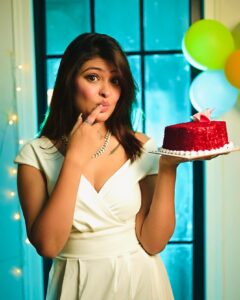 Actress Rooqma Ray HD Photos and Wallpapers February 2025