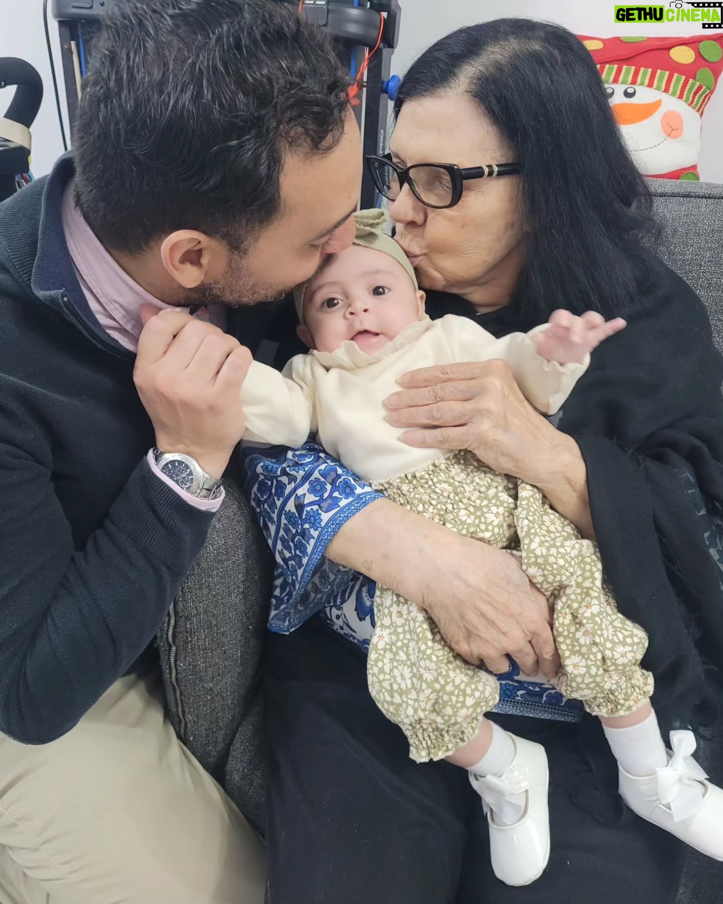 Rosario Prieto - 280 Likes - 🌠🥳【2】【0】【2】【5】🙏🏽🌠