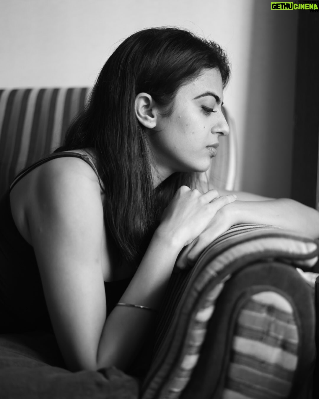 Roshni Sahota - 1.4K Likes - Black and white classic
Click: @ranjitpawar11
#sideprofile #pose #click #catch #moments #blackandwhite #blacklove #weekend #story #socute #expressive #photo