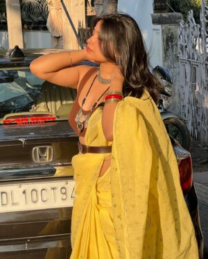Ruchika Rathore Instagram - देसी 🛺🪷🎵